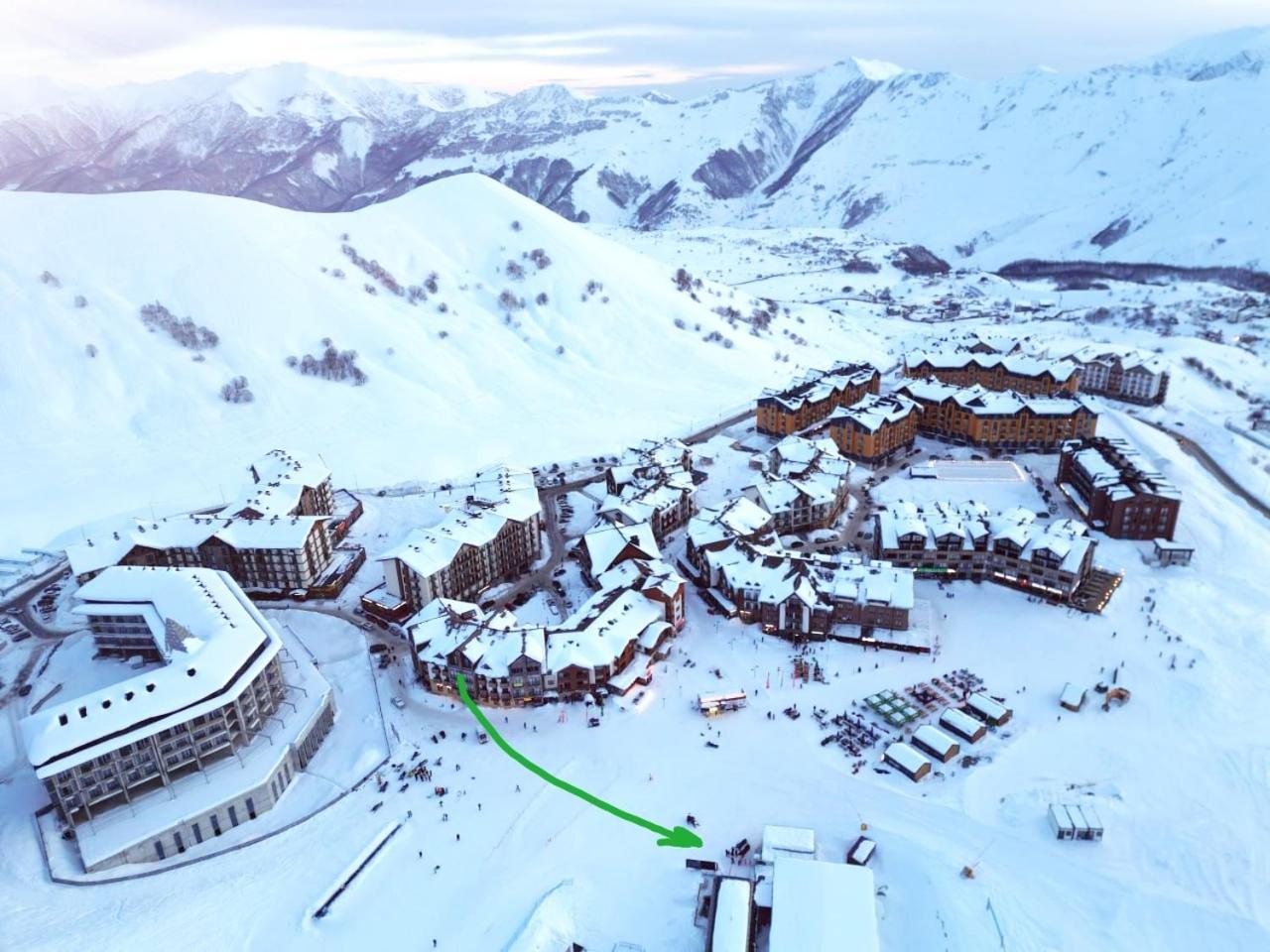New Gudauri Apartment Near The Ski Lift Екстер'єр фото